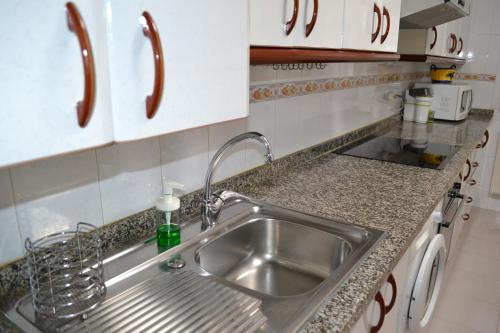 virtuve, Vivienda Falda del Monsacro in Penanes