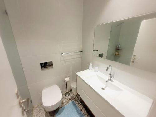 Spacious New 1BD Levinski Florentin Spacious New 1BD Levinski Florentin