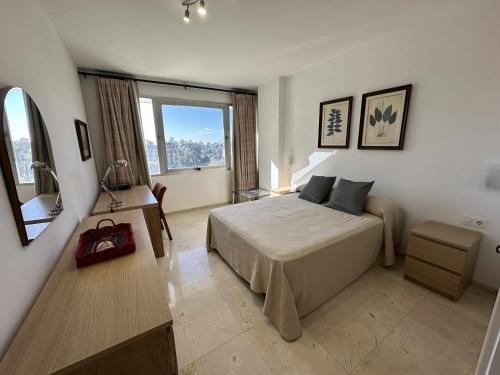Estupendo apartamento junto a Plaza de España, Seville