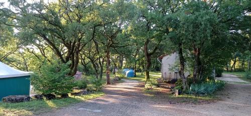 CABANE INSOLITE et COCOONING 2 personnes-CAMPING LE BEL AIR- L'ERABLE