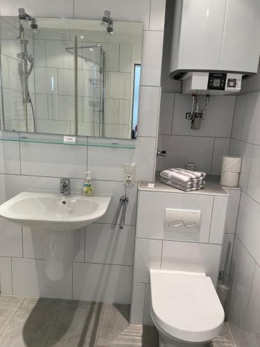 Apartment with Terrace image 10