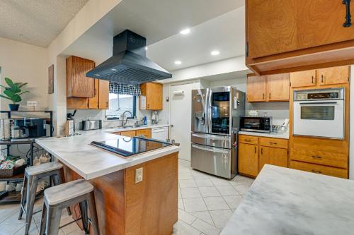 Family-Friendly Winston Vacation Rental w/ Deck! in Winston (OR)