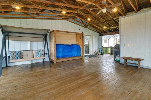 Family-Friendly Winston Vacation Rental w/ Deck! in Winston (OR)