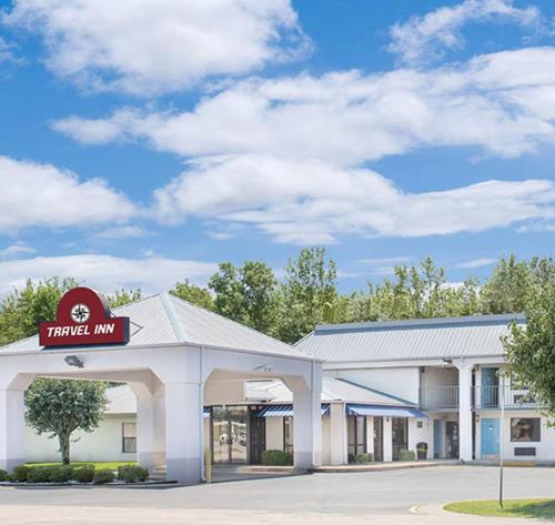 Travel Inn North Little Rock in North Little Rock, Vereinigte Staaten von Amerika