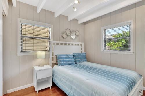Sunny Naples - Subtropical Oasis Cottage secondary