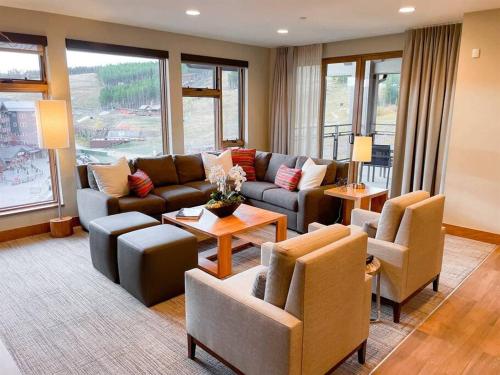 Grand Colorado on Peak 8 in Four O'Clock