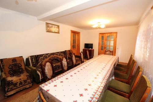 บริการและสิ่งอำนวยความสะดวก, Під Піщиком in มิคูลิชิน