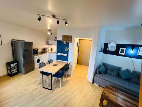 Appartement spacieux / T2 refais à neuf / proche centre - Location saisonnière - Chambéry