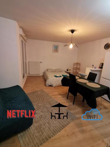 Studio Balnéo I 10 min de Paris - Location saisonnière - Romainville