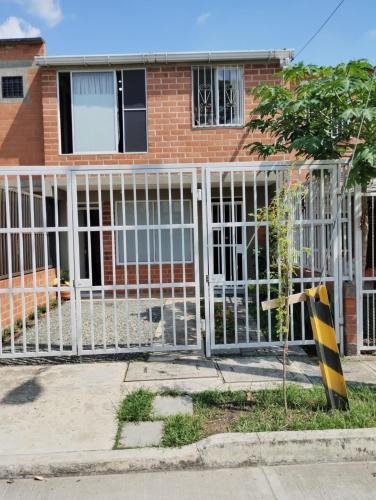 . A diez minutos del aeropuerto