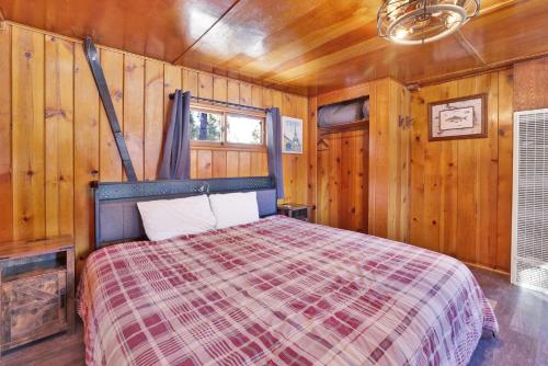 Shore Acres Lodge-451 by Big Bear Vacations - image 3