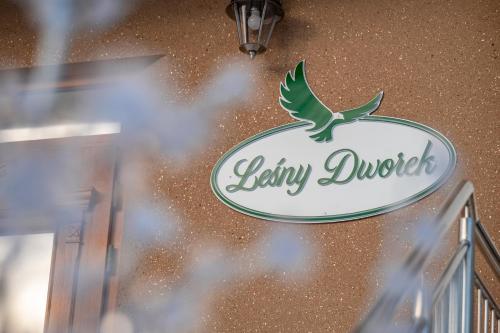 Leśny Dworek (Lesny Dworek) in Labowa