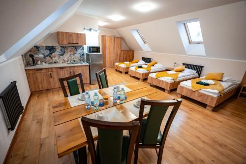 Létesítmények, Leśny Dworek (Lesny Dworek) in Labowa