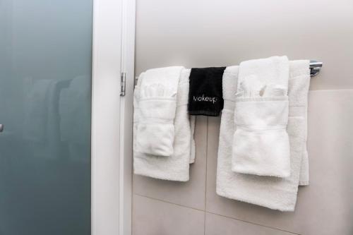 Stylish Studio on Newbury St #3 - image 12