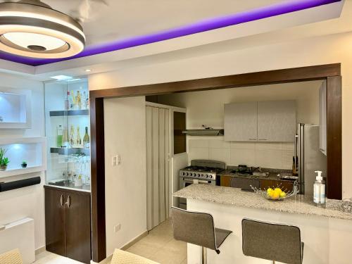 Kitchen, Moderno Penthouse in San Juan de la Maguana