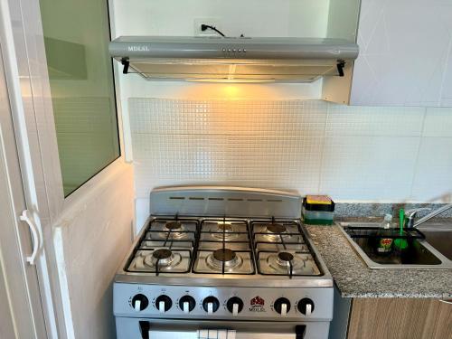 Kitchen, Moderno Penthouse in San Juan de la Maguana