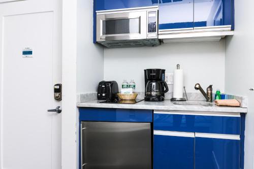 Cozy & Stylish Newbury Street Studio, #9 in Boston, USA