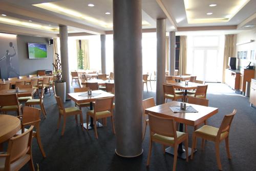 ห้องอาหาร, OtavArena in ปิเสค