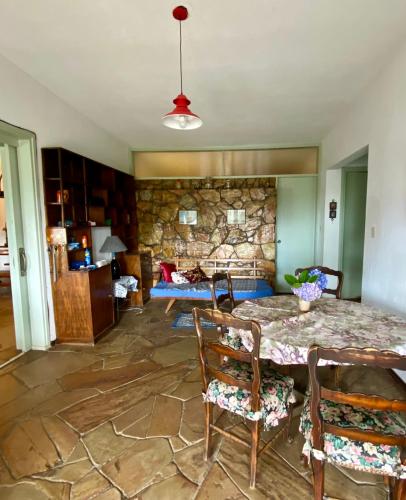 keuken, Frente a la mansa CON SEÑA l LUZ GAS AGUA LIMPIEZA APARTE (Frente a la mansa CON SENA l LUZ GAS AGUA LIMPIEZA APARTE) in Atlantida