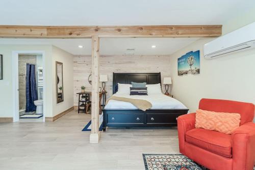 Adorable Studio Apartment near Lake Hollingworth in Lakeland, USA