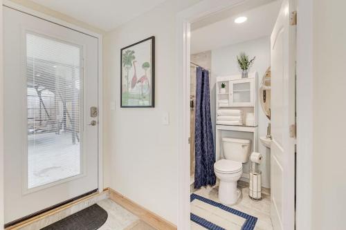 Adorable Studio Apartment near Lake Hollingworth in Lakeland, USA