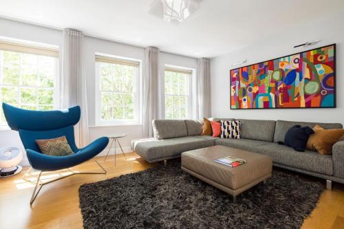London Is Yours - 2 Bedroom in Kensington - image 11
