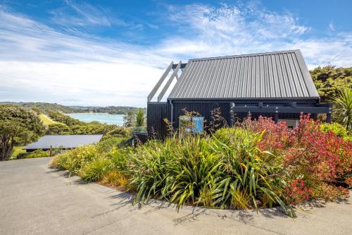 . The Guest House at Te Whau Retreat