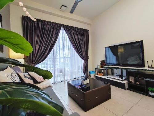 Petalz Residence Family Suite near Mid Valley, Bukit Jalil, Sunway