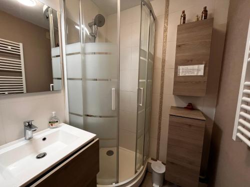 Apartment (4 Adults) image 1