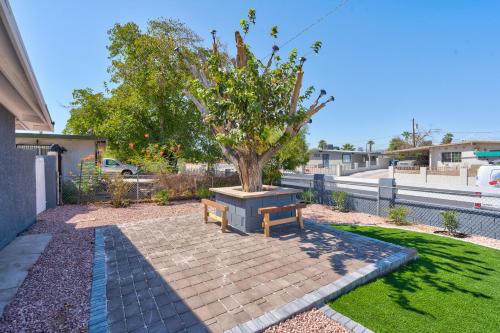 Fully Remodeled, Landscaped, King Beds, Desk Space, Las Vegas (zdjęcie 8)