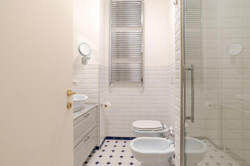Apartment image 8