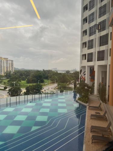 Aisha staycation wifi big patio Putrajaya in 뎅길