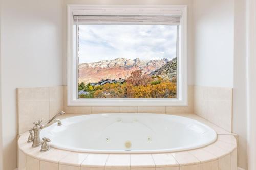 Luxurious Mountain Retreat-unparalleled Views Luxurious Mountain Retreat-unparalleled Views