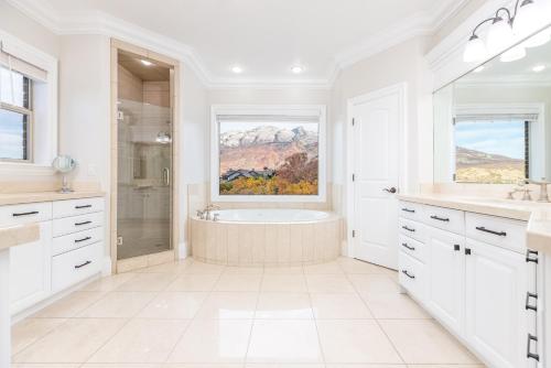 Luxurious Mountain Retreat-unparalleled Views Luxurious Mountain Retreat-unparalleled Views