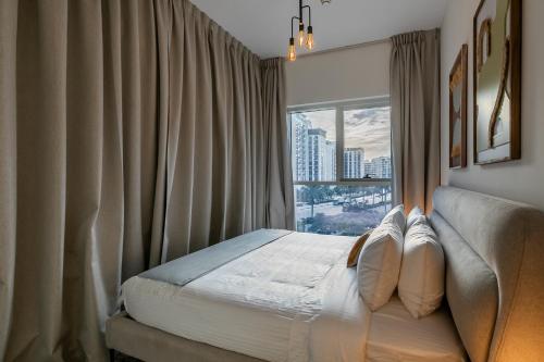 Upgraded Interior I Dubai Hills I City View I Socio Tower - image 10