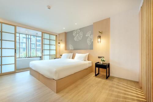 Salaya One Hotel & Service Apartment Room Type - Superior Suite Salaya One Hotel & Service Apartment Room Type - Superior Suite