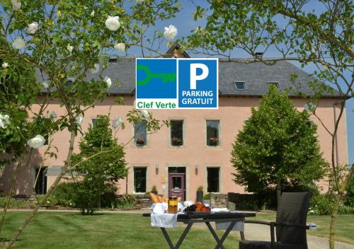HÔTEL LA FERME DE BOURRAN - écoresponsable & parking gratuit - Hotel - Rodez