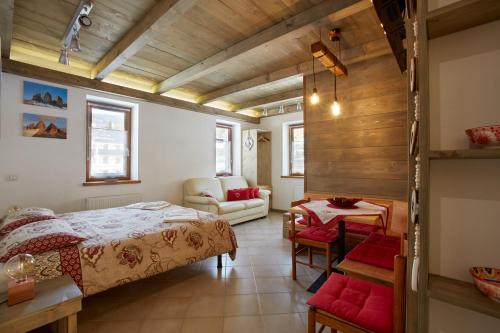Casa Vacanza Comelico Dolomiti Appartamento Comfortspace - Apartment - San Nicolò di Comelico