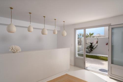 ล็อบบี้, VOTSALO - Semi Based Studio with Indoor Garden - Part Of White Dunes Luxury Boutique Hotel in ซานตา มาเรีย