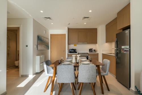 Coastal Vibe I 1BDR apartment in Creek Beach I Summer 2, Dubai (Foto 8)