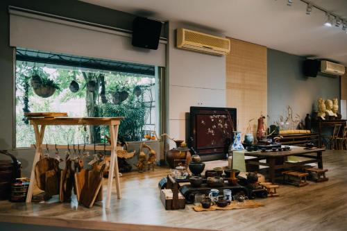 المرافق, 蘊慢築 茶花藝主題民宿 Yun Man Zhu Homestay in Gongguan Township