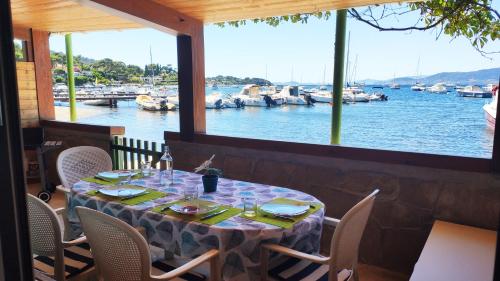 Maison de pêcheur à Giens les pieds dans l'eau ! - Location saisonnière - Hyères