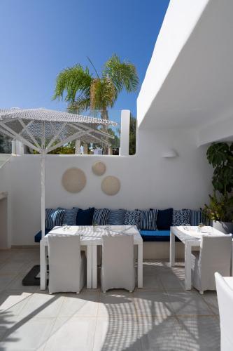 อาหารและเครื่องดื่ม, DUNES - Semi Based Apartment with Indoor Garden - Part Of White Dunes Luxury Boutique Hotel in ซานตา มาเรีย