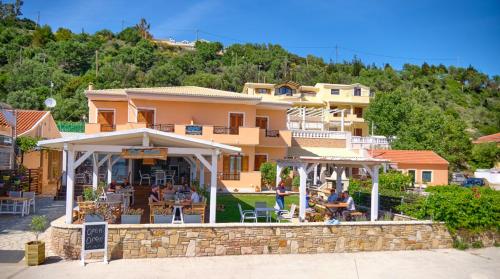 Houmis Apts & Studios, Agios Georgios Pagon (foto 7)