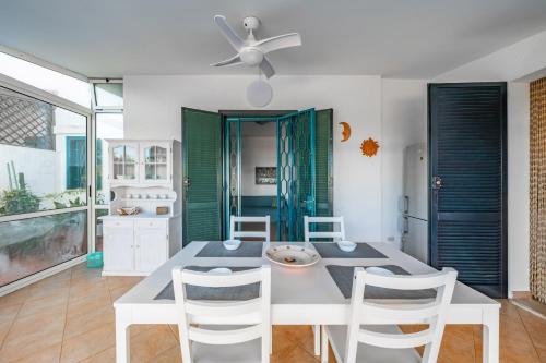 Facilities, Villa Patrizia by Rentbeat in Diana Marina