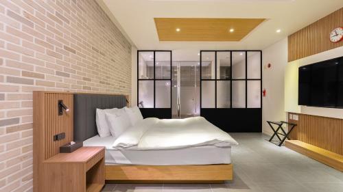 Hotel Schweizer Dorf Cheonan Room Type - Standard Double Room