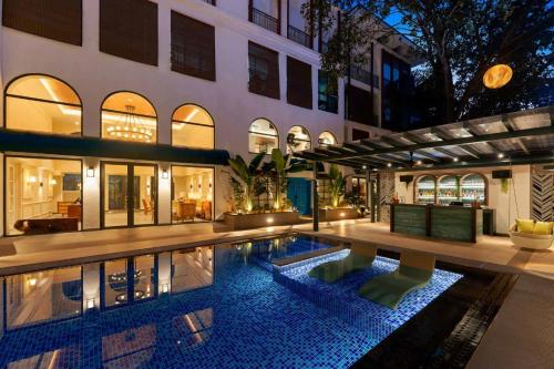 The Astor - All Suites Hotel Candolim Goa