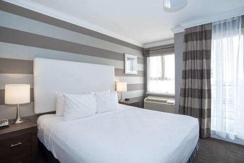 Tower Room, 1 King Bed, Kitchenette room in Sandman Hotel Edmonton West