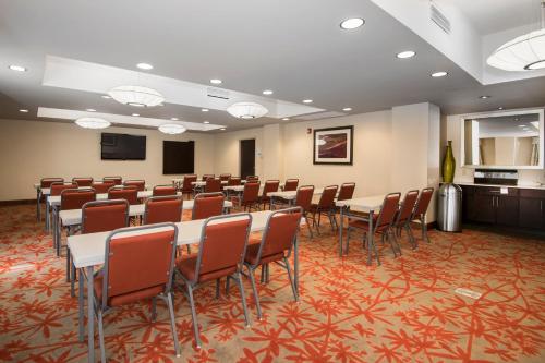 홀리데이 인 익스프레스 & 스위트 콘웨이 바이 IHG - 회의실/연회장