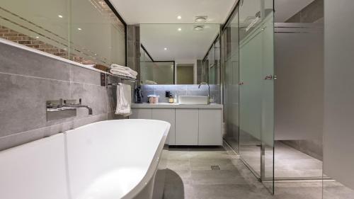 Hotel Schweizer Dorf Cheonan Room Type - King Room